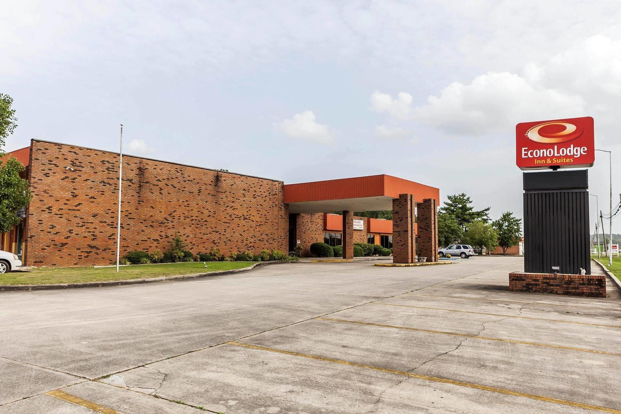 Econo Lodge Inn & Suites Denver Bagian luar foto